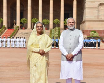 Sheikh Hasina receives ceremonial welcome at Rashtrapati Bhawan